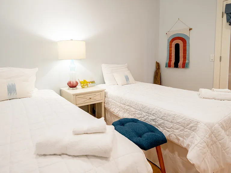917 W Savidge St #27 — Photo 8