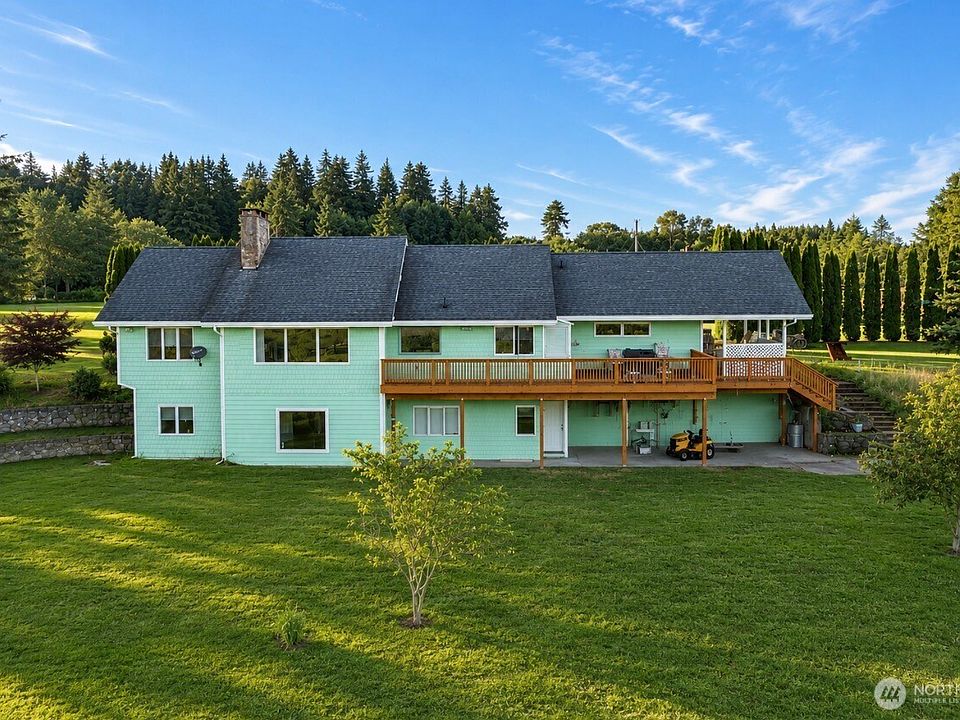 1st image of 32 Thompson Lane