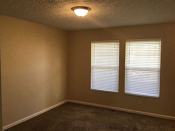4th image of 2898 Faubush Ct