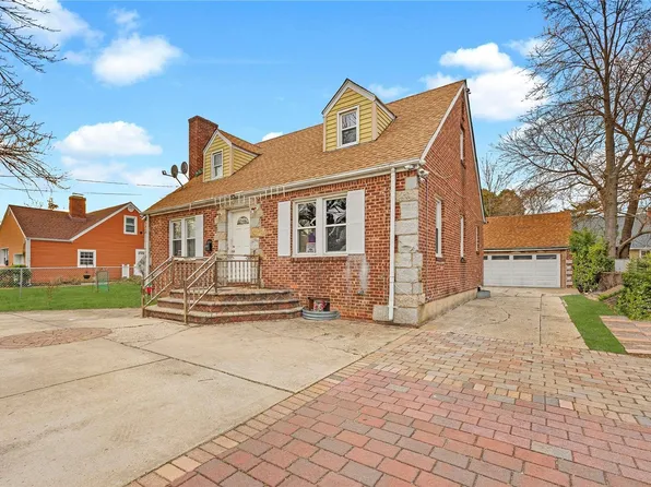 261 Lawson Street, Hempstead, NY 11550