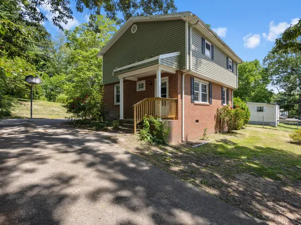 8228 Middle Valley Rd, Hixson, TN 37343