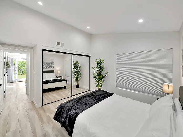 5565 Ostin Ave — Photo 40
