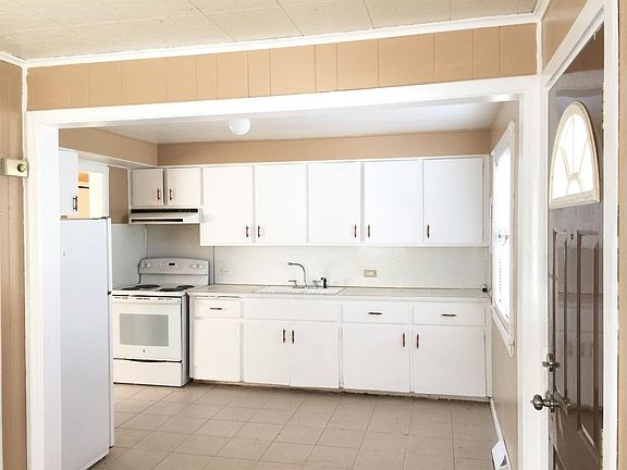 5th image of 2646 Caledonia Ct