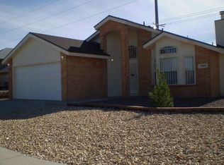 14000 Lago Grande Dr, Horizon City, TX 79928
