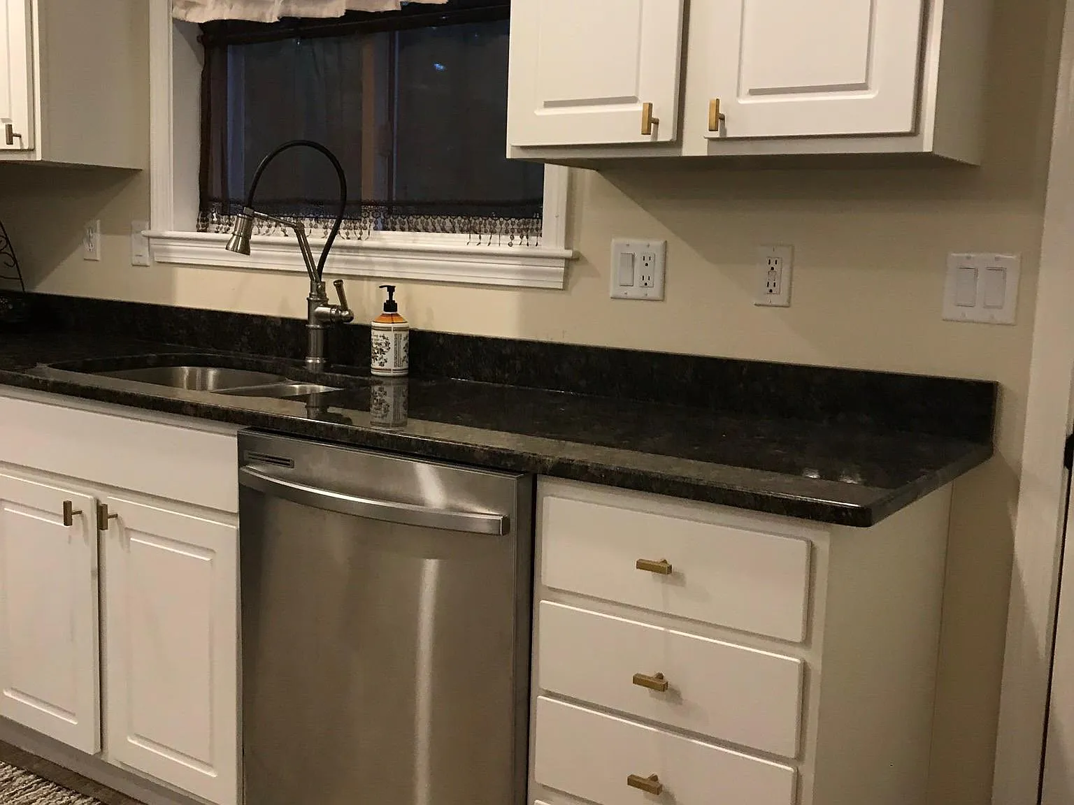 34 Chandler Ln — Photo 4