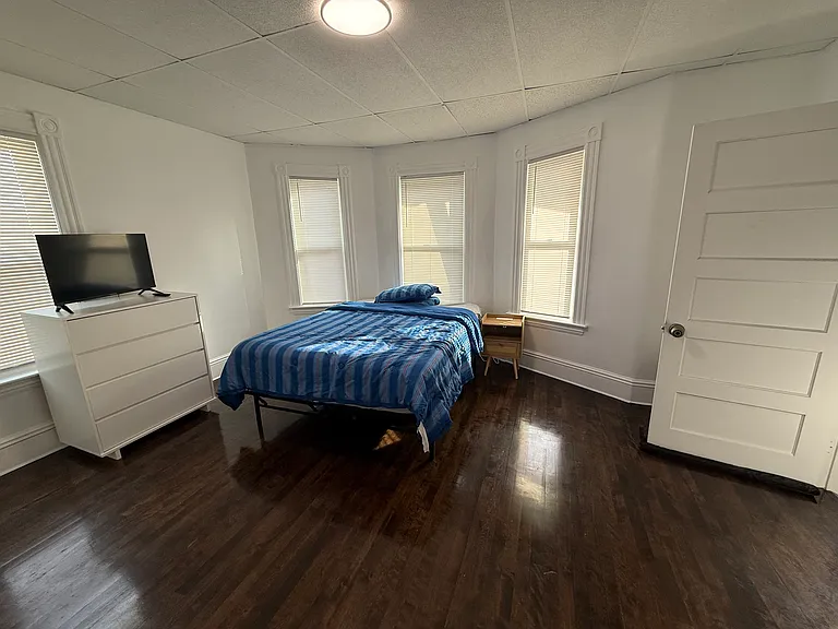 25 Wyman St #3 — Photo 8