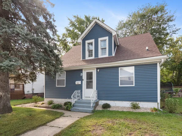 616 Norton Ave, Joliet, IL 60432