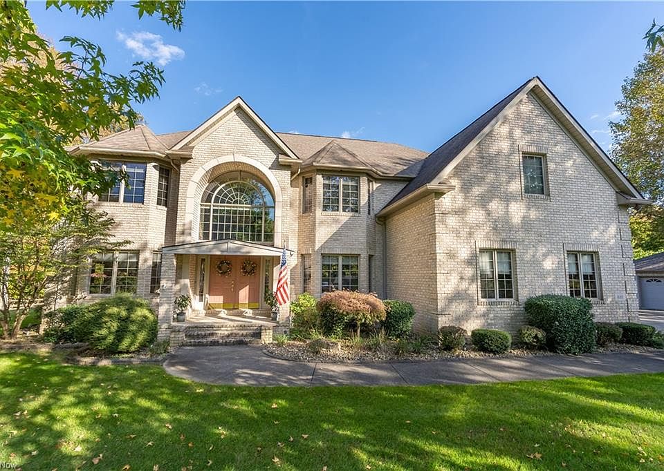 1st image of 880 Kintz Woods Dr