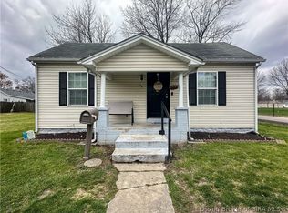 816 S 1st St, Scottsburg, IN