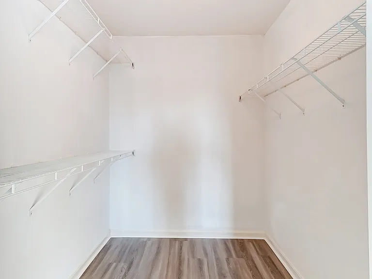 6721 Bedington Ln — Photo 37