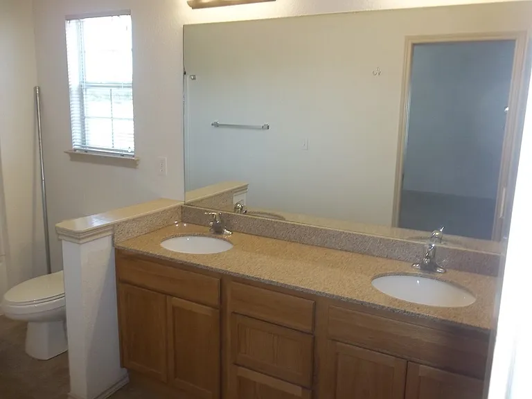 2318C Sailing Way N — Photo 11