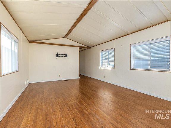 5th image of 5209 W Targee St Trailer 17