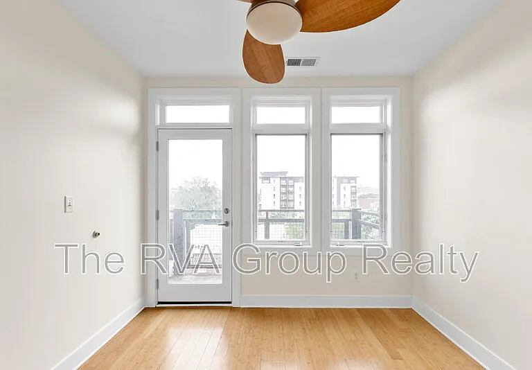 110 W Marshall St #27 — Photo 28