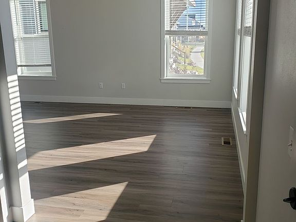 2nd image of 6127 Farmstead Ave
