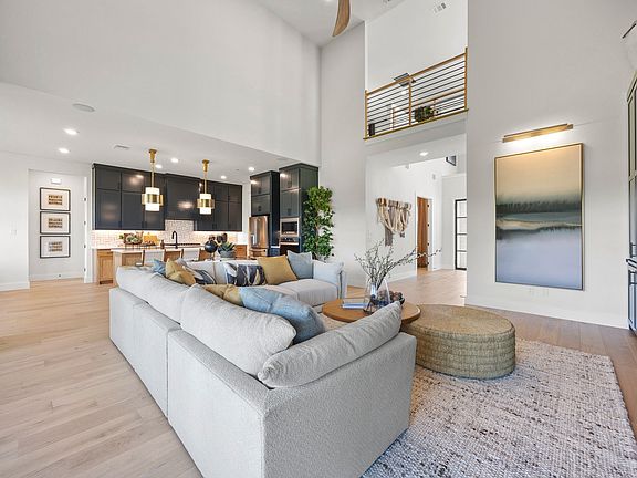 5th image of 1404 Hidden Cove Dr
