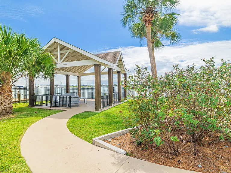 Gazebo 01