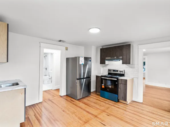 37 Gridley St, Bristol, CT
