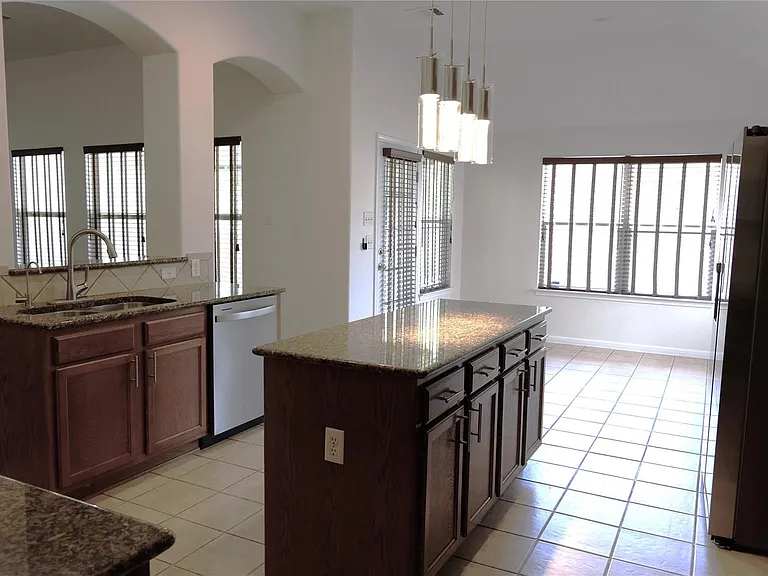 1536 Clary Sage Loop — Photo 7