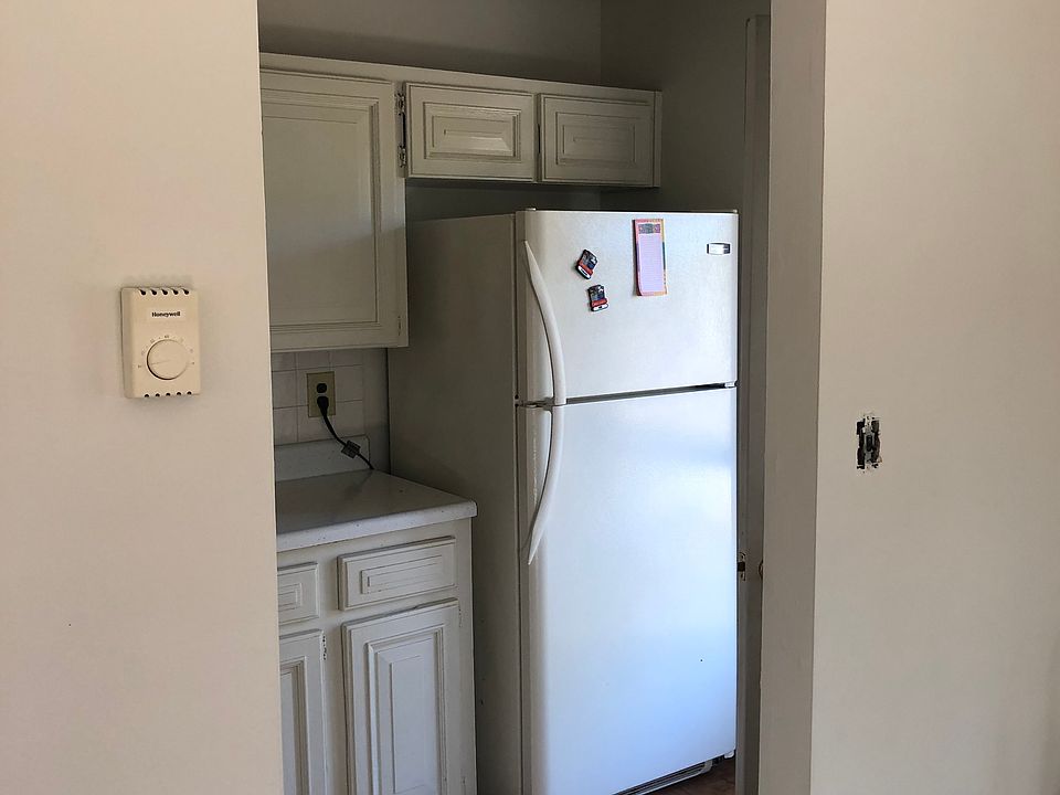 1st image of 34 Texas Blvd