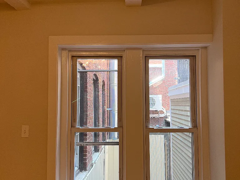 13 Anderson St #1 — Photo 8