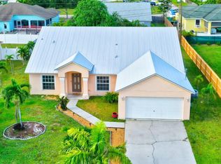 205 SW Kestor Dr, Port Saint Lucie, FL 34953
