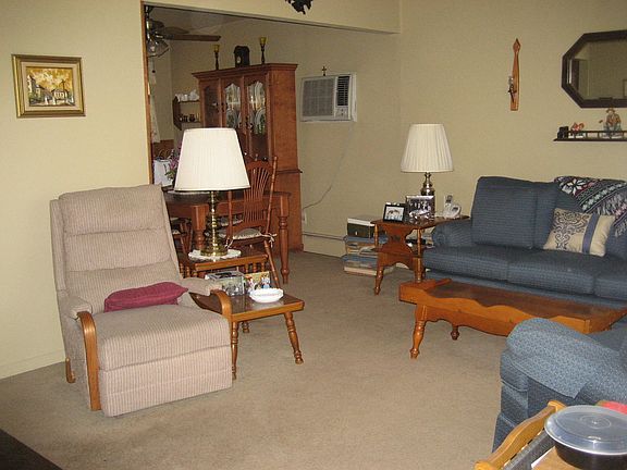 3rd image of 96 Holden Blvd