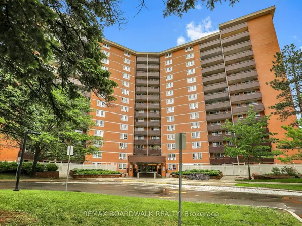 2020 Jasmine Cres #115, Ottawa, ON K1J 8K5