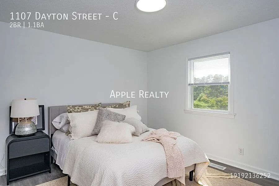 1107 Dayton Street - C - Available now! — Photo 4