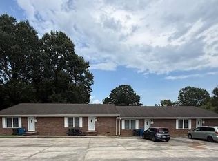 3911 Archdale Rd #A, High Pt, NC 27263