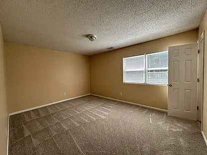 502 Thyme Ct — Photo 8