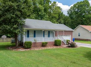 212 Beechbrook Ct, White House, TN 37188