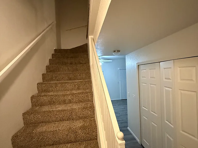 858 Campbell Rd #4 — Photo 14