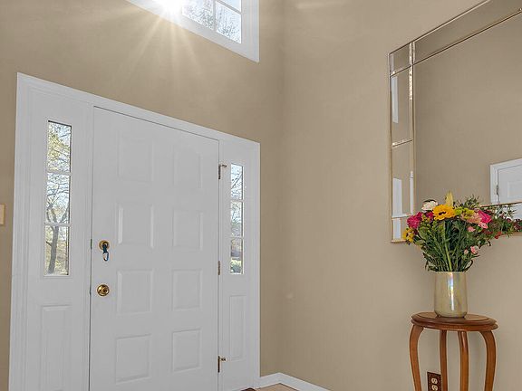 3rd image of 1056 Taborlake Dr