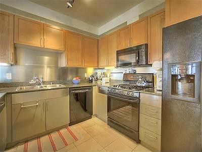 5th image of 3217 Eastlake Ave E 403 #403