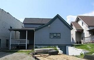 2nd image of 830 N Broadway St