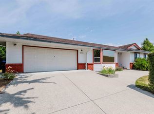 5078 Bay Rd, Sechelt, BC V0N 3A2