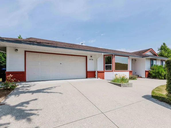 5078 Bay Rd, Sechelt, BC V0N 3A2