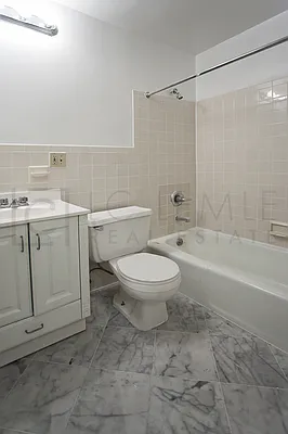 Rented by LC Lemle Real Estate Group | media 26