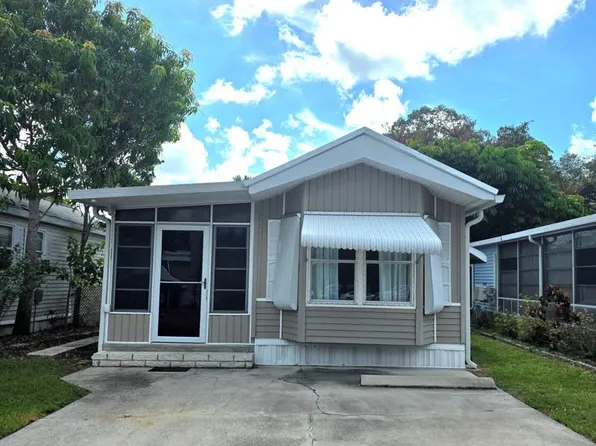 3100 North Rd #168, Naples, FL 34104