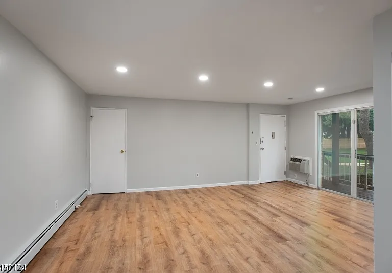 38 Deanna Dr #107 — Photo 4
