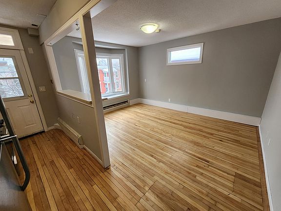 4th image of 344 Somerset St E #1017729