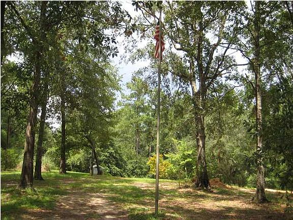 3rd image of 4001 Fox Creek Dr W