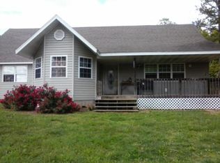 302 Rr 72, Norwood, MO 65717