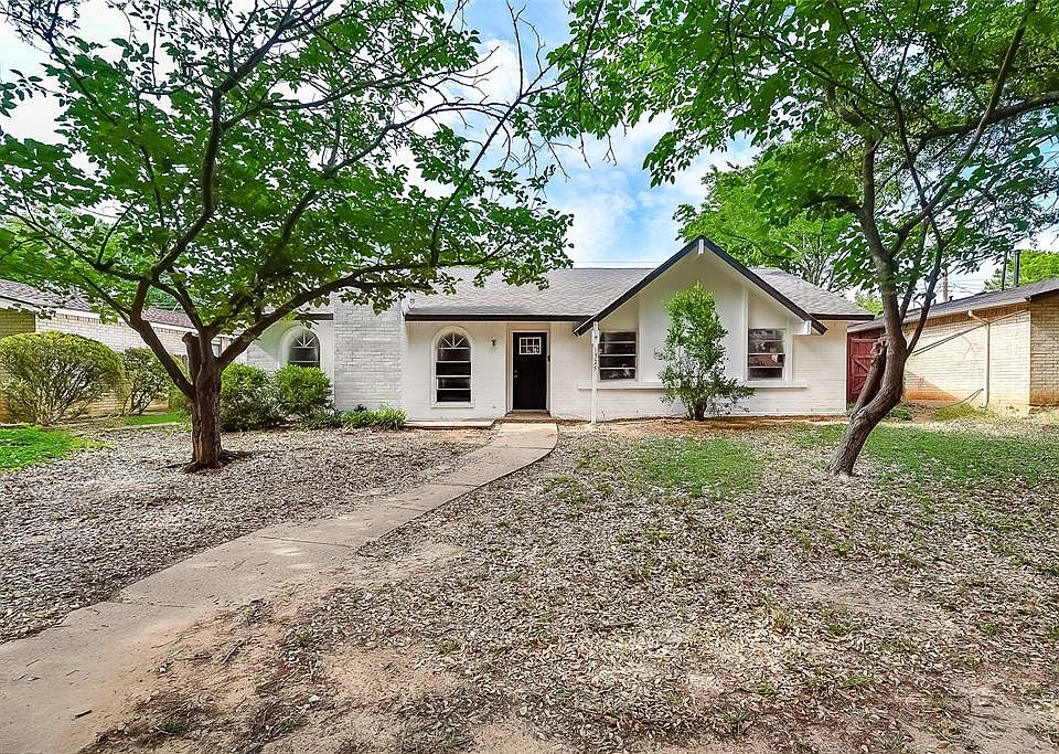 1st image of 1325 Iris Ln