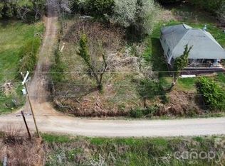 22 Clark Ln, Canton, NC 28716