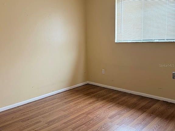 4th image of 8027 Pinehurst Dr