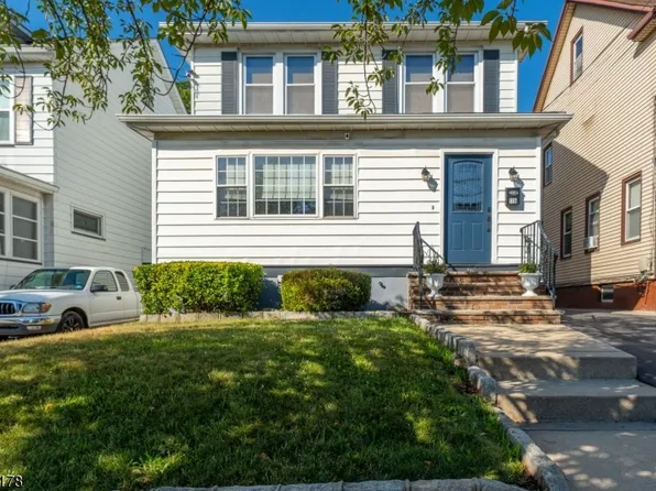 1116 Seib Ave, Elizabeth City, NJ 07202