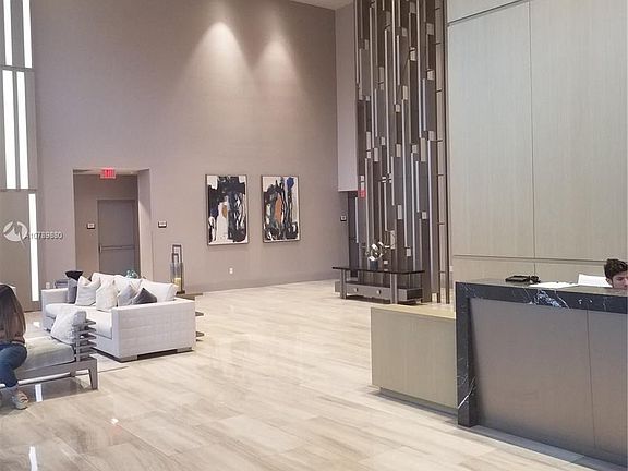 5th image of 5300 Paseo Dr #1514