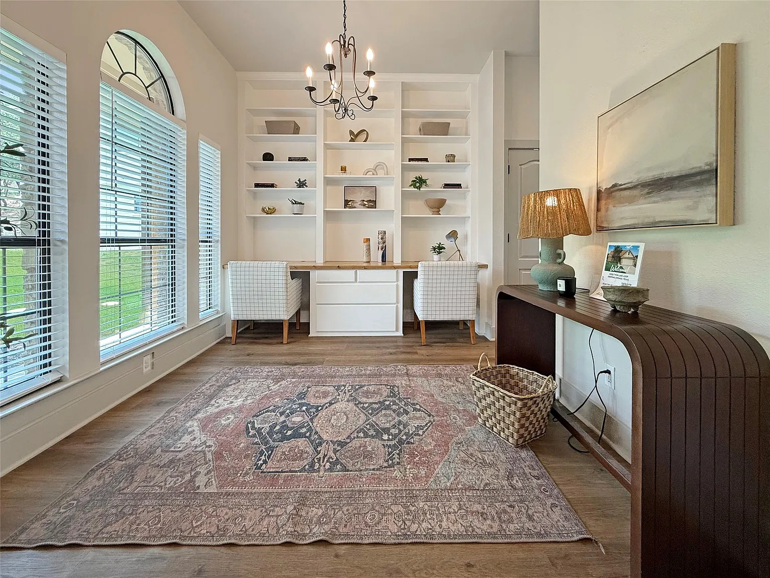 3 bed, 2.0 bath, 1428 sqft, $2,395 — Photo 2