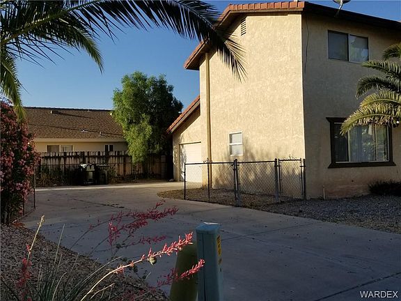 3rd image of 400 Riverfront Dr